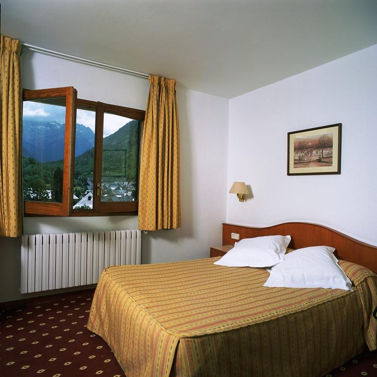Hotel Edelweiss 아르티에스 객실 사진